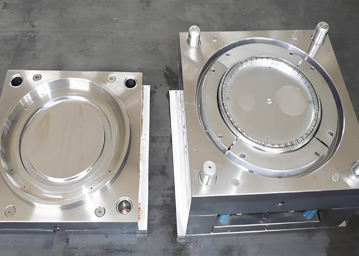 In Mold Labeling Process Flow