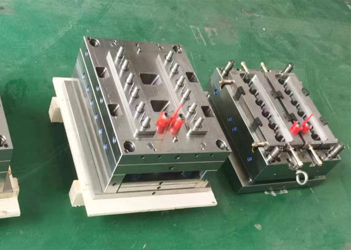 Insert Injection Molds For Battery Boxes In Mexico